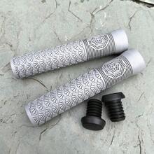 AOFDA Universal 16CM Extended Mountain Bike Handlebar Grips, Rubber Non-Slip Shock-Absorbing Small Wheel Bicycle Handlebar Covers, Wear-Resistant Cycling Parts - Multicolor - View 10