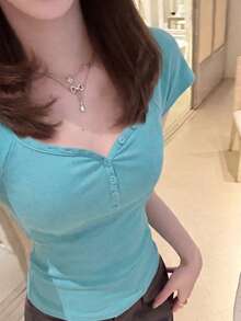 女款甜心領修身T恤，短袖上衣，春夏休閒款 - 薄荷藍 - 查看 2