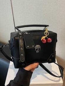 Niche Design Punk Motorcycle Style Skull Handbag, Fashionable Decoration Gothic Style Shoulder Bag, Suitable For Halloween Activities Cosplay Party - Black - View 8