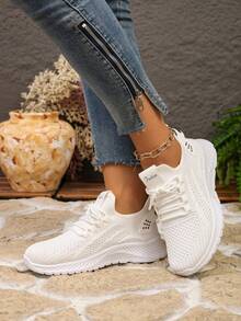 Spring/Summer New Women's White Mesh Athletic Shoes, Breathable Non-Stuffy Soft Sole Lightweight Sports Shoes, Versatile Lace-Up Casual Running Shoes For Daily Commute - White - View 5