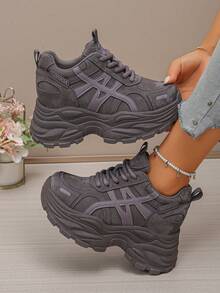 Zapatos de mujer con suela gruesa de 9CM, nuevos para primavera/verano 2026, zapatos de aumento de altura para mujeres pequeñas, zapatos deportivos casuales ligeros para estudiantes en color negro, zapatillas deportivas con suela blanda transpirable y aumento de altura interior, zapatillas blancas - Café integral - Ver 3