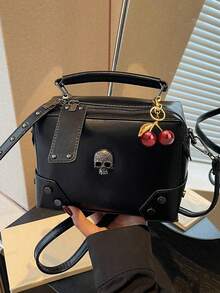 Niche Design Punk Motorcycle Style Skull Handbag, Fashionable Decoration Gothic Style Shoulder Bag, Suitable For Halloween Activities Cosplay Party - Black - View 9