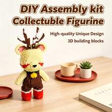 This 2580-Piece Building Block Christmas Reindeer Bear Is Cute And Adorable, Making It A Perfect Gift For Couples And Parents. The Assembly Difficulty Is High. It's An Ideal Gift For Christmas, Halloween, And The Back-To-School Season. - Multicolor - View 2