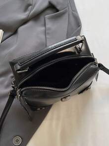 Niche Design Punk Motorcycle Style Skull Handbag, Fashionable Decoration Gothic Style Shoulder Bag, Suitable For Halloween Activities Cosplay Party - Black - View 12