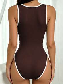 Women's Sexy Slim Fit One-Piece Bodysuit, Contrast Trim Zipper Tank Top Knit Bodysuit, Women's Sportswear, Fashion Minimalist Design, Spring/Summer Women's Bodysuit, Style Beach Summer Holiday Outfit, Spring/Summer Clothing - Coffee Brown - View 4