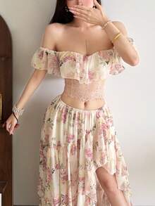 Top Dazzle Women's Elegant Square Neck Short Sleeve Cold Shoulder Cropped Top, Floral Print With Lace Detail - Pink - View 4