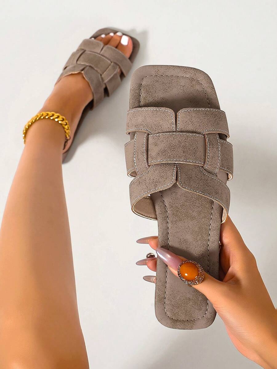 Ximi Ruo Women's Spring/Summer New Fashion Casual Slide Sandals, Comfortable Flat Low Heel Round Toe Minimalist Outdoor Beach Slippers, Versatile Decorative Flat Sandals For Summer - Grey - View 1