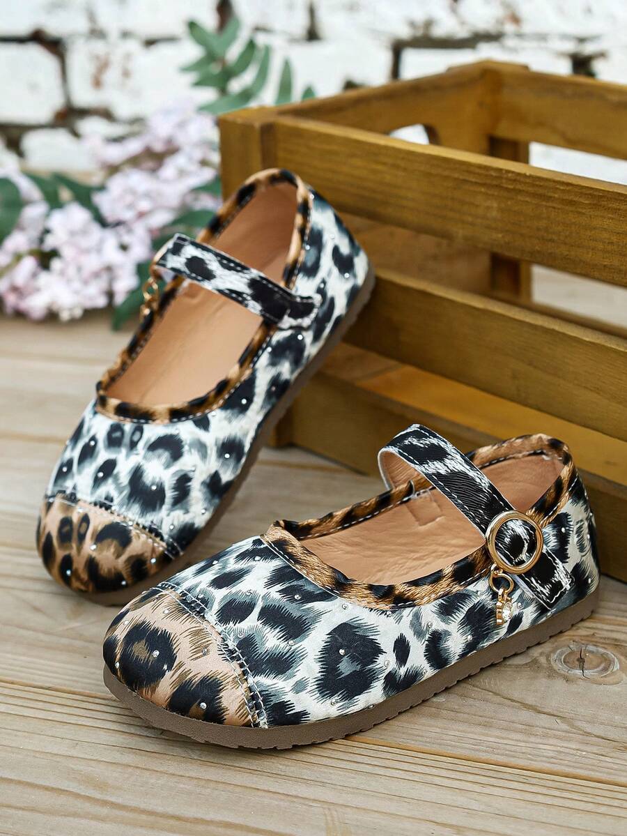 Girls' Leopard Print Patchwork Mary Jane Shoes, Vintage Round Toe Hook And Loop Strap Rhinestone Decor Slip-On Princess Shoes, Versatile - Beige - View 1