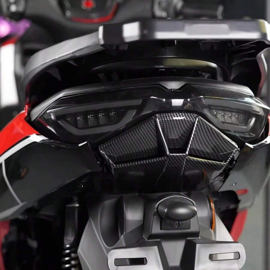 Pelindung Penutup Lampu Belakang Aksesori Dekoratif untuk Sepeda Motor NMAX155 NMAX125 N-MAX 125 yang Dimodifikasi - A - View 1