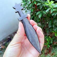 1pc Natural Crystal Sword Carving, UV Reactive Crystal, Gothic Desk Mineral Decor Gift, Gift For Halloween, Christmas, Easter, Crystal Decor Crafts - Multicolor - View 5