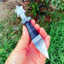 1pc Natural Crystal Sword Carving, UV Reactive Crystal, Gothic Desk Mineral Decor Gift, Gift For Halloween, Christmas, Easter, Crystal Decor Crafts - Multicolor - View 3