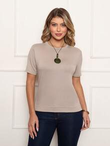 Dellamarca Women's Short Sleeve Blouse. Includes Free Necklace. Comfortable Fabric - 沙 - 查看 1