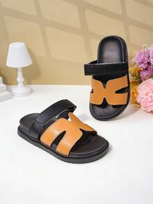 1 Pair Kids' Cool Contrast Color H-Shape Geometric Splicing Soft PU Material Non-Slip Wear-Resistant Open Toe Hook And Loop Flat Casual Slippers, Suitable For Summer Shopping/Family Outing - Black - View 6