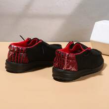 2026 Schwarz & Rot Unisex Kinder Schüler atmungsaktive leichte lässige Sport Loafer, Campus rutschfest verschleißfest minimalistisch einfarbig - Rot - Übersicht 3