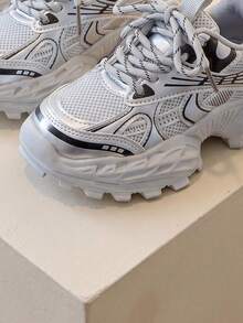 1 Pair 2026 New Kids' Chunky Sneakers, Metallic Texture Patchwork Design, Cool Casual Style, Suitable For Children's Outings And Daily Wear - Grey - View 8