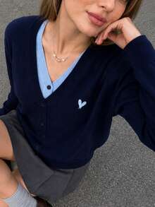 新款秋冬女款極簡休閒 V 領 2 合 1 開襟針織毛衣外套 - 藏蓝色 - 查看 3