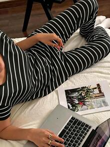 Spring/Summer New Women's 2-Piece Short Sleeve Pajama Set, Fashion Black & White Striped Short Sleeve & Long Pants Set, Soft & Comfortable Loungewear Suitable For Outdoor Wear - Black - View 6