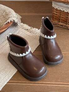 Sepatu bot pendek anak perempuan berhiaskan renda, desain ujung bulat sederhana, sol tebal, anti selip, gaya hutan, serbaguna, sepatu bot Chelsea dengan resleting belakang. - Coklat - View 4