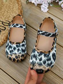 Girls' Leopard Print Patchwork Mary Jane Shoes, Vintage Round Toe Hook And Loop Strap Rhinestone Decor Slip-On Princess Shoes, Versatile - Beige - View 4