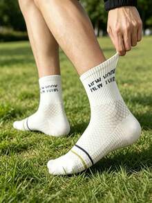 5 Pairs Random Mid-Calf Socks For Men, Casual Sports Style, Minimalist Letter Stripe Ribbed Hollow Out Breathable Sweat-Absorbing, Suitable For Commuting And Daily Wear - Multicolor - View 2