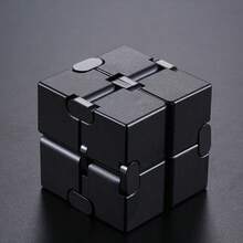 Cubo Infinito de Plástico con Apariencia de Aleación Cubo Fidget Infinito - Multicolor - Ver 4