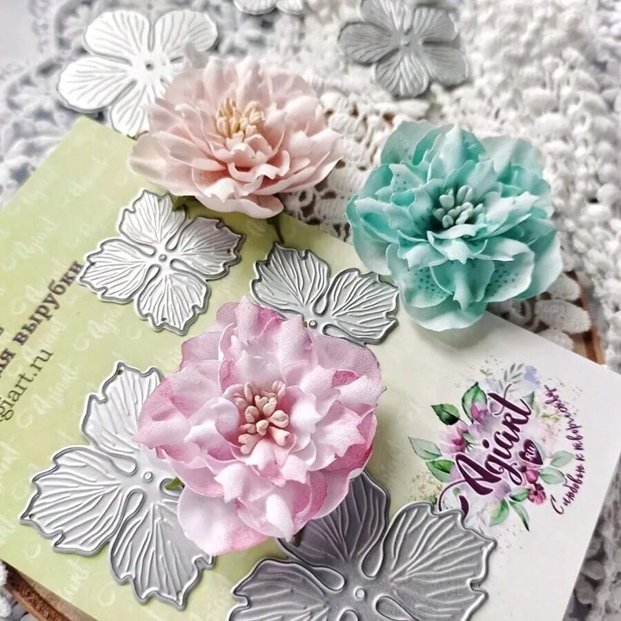 1pc Exquisite Floral Metal Cutting Template - Beautiful Floral Scrapbooking And Card Making Tool For Invitations, Photo Albums And Handmade Decorations | High-Quality Metal Craft Mold, Suitable For Wedding Theme Projects, Wedding Gifts And Invitation Decorations