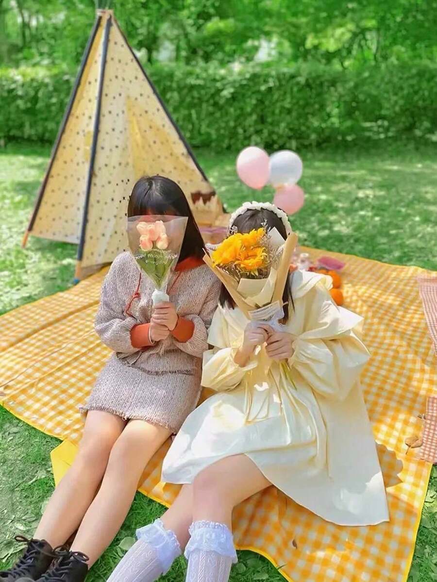 [Thickened Waterproof Foldable Mat]Outdoor Camping Spring Outing Picnic Mat Moisture-Proof Mat Portable Picnic Cloth - Multicolor - View 1