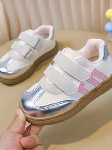 1 Pair 2026 Girls' Striped Patchwork PU Suede Round Toe Double Hook & Loop Flat Training Shoes, Suitable For School Daily Wear - Silver - View 8