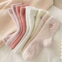 5 Pairs Women's Thickened Warm Mink Fur Jacquard Heart Pattern Mid-Calf Sleep Floor Socks, Autumn/Winter - Multicolor - View 1