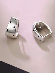 1 Pair U-Shaped Metal Brushed Polka Dot Ear Cuff Earrings, European And American Style, Personalized Fashion, Sweet Elegant Vintage Stud Earrings For Women And Girls, Travel Wedding Party Accessories, Birthday Christmas Gift 2026 - Silver - View 3