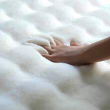1pc White Oval 3D Plaid Faux Rabbit Fur Bubble Fleece Decorative Rug, Fluffy Soft Touch, Gentle Color, Cozy Healing, Cat-Like Feel, Fuzzy, Soft Long Pile, Non-Slip Bottom, Low Shedding, Easy Care And Cleaning, Thick Durable Rug, Suitable For Living Room, Bedroom, Study, Entryway, Dining Room, Laundry Room And Other Decor, Skin-Friendly Soft Material, Personalized Home, Fashion Home, Bedroom Rug, Kitchen Rug, Study Rug, Living Room Rug, Bathroom Rug, All Season - White - View 5