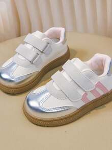 1 Pair 2026 Girls' Striped Patchwork PU Suede Round Toe Double Hook & Loop Flat Training Shoes, Suitable For School Daily Wear - Silver - View 5