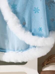 Autumn/Winter Girls' Shawl, Ice And Snow Festival Style, Velvet Fabric, Faux Fur Trim, Snowflake Silver Foil Print, Soft And Skin-Friendly, Casual Style, Suitable For 4-7 Years Old, Winter Girls' Fluffy Shawl - Baby Blue - View 6