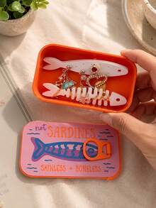 Novel Sardine Can Jewelry Box - Unique Fish-Shaped Tin Travel Jewelry Box, Cute Yellow & Blue Color Home Storage Box With Lid, Includes Fish Bone Shaped Jewelry Stand, Can Store Bracelets, Necklaces, Rings, Earrings, Multiple Colors Available, Perfect Gift For Women And Girls - Multicolor - View 10