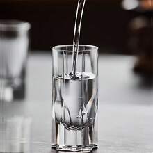 2pcs/6pcs/12pcs Star Crystal Glass Cups, 1oz Capacity (Please Pay Attention To Size And Capacity When Purchasing), Featuring Geometric Star Pattern Design, Smooth And Non-Slip Body, Perfect For Home Use, Reusable. These Cups Are An Ideal Choice For Quality Living-Both Practical And Festive Beverage Containers. - View 6