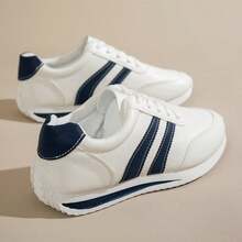 Sepatu Sneakers Kasual Serbaguna Wanita, Ujung Bulat, Model Rendah, Nyaman dan Datar, Kombinasi Warna, Gaya Retro, Cocok untuk Semua Musim, Tersedia dalam Warna Merah, Hijau, Kuning, Ukuran 35-43 Plus Size - Biru - View 15