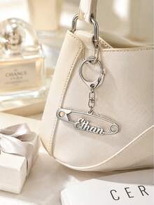 Custom Pin Shaped Keychain, Chic Personalized Keychain For Bags, Customized Name Charm, Customizable Keychain Accessories, Birthday Gift, Family - Style a - View 4
