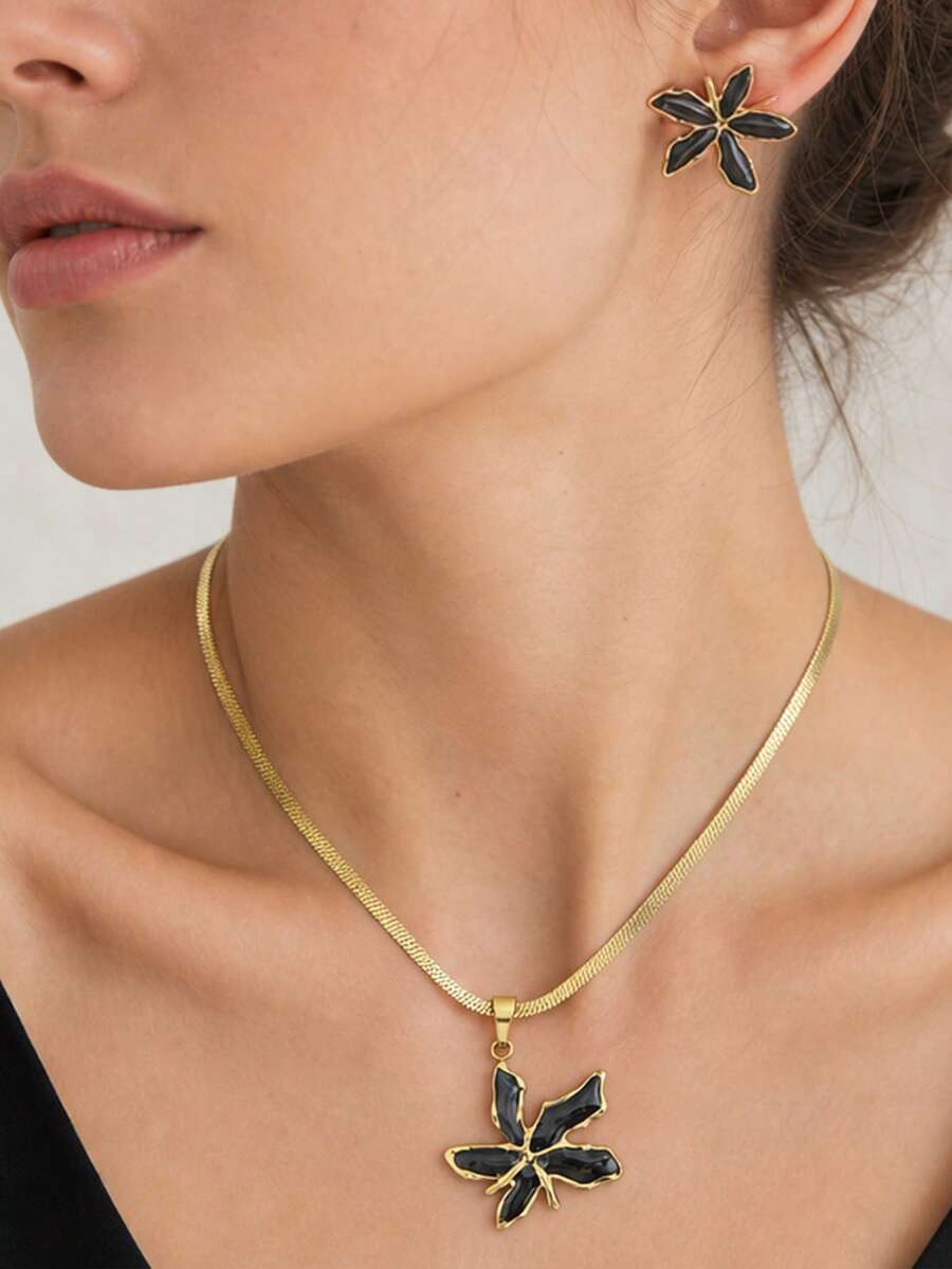 Minimalist Maple Leaf Jewelry Set, Snake Chain Necklace And Matching Earrings, Solid Black Enamel Maple Leaf Accessory For Daily And Evening Outfits - Multicolor - View 1