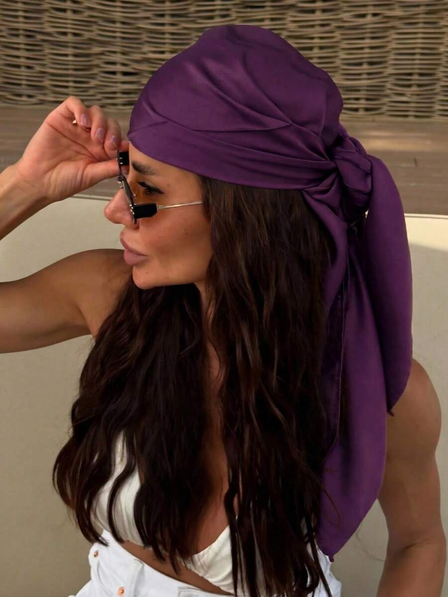 1PC Women's Fashion Casual Solid Color 90*90 2026 Spring New Bandana Headscarf, Simple Spring/Summer Hair Accessory, Suitable For Vacation, Beach Party And Street Fashion