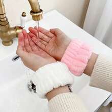 6‑Piece Face‑Washing Wristbands, With Fold‑In Air Cushion Comb And Mirror, Hair Ties, Headbands, Bathroom Decorative Accessories For Face Washing, Wedding Gifts, Halloween Party Bag Fillers, Christmas Gifts 10/2pcs Christmas Decoration 2026 - Multiple Styles - View 7