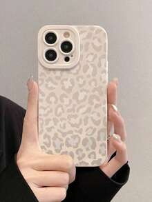 Fashionable Personalized Minimalist Leopard Print Asymmetrical Wavy Pattern Full Coverage Anti-Slip Soft Shell Phone Case, Suitable For IPhone17/17Pro/17ProMax/16/16Pro/16ProMax/15/15Pro/15ProMax/14/13/12/11, Spring Gift, Party Birthday Gift - Beige - View 4