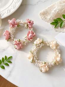 2/4pcs/Set Pearl Flower Hair Scrunchies, Sweet Hair Accessories - Suitable For Girls And Women, Applicable For Daily Outings, Back To School, Dating, Vacation, Gatherings, Parties - Multicolor - View 5