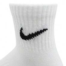 Nike LOGO Solid Color Athletic Training Breathable Comfortable Sweat-Wicking Versatile Short Socks Unisex White - White - View 7