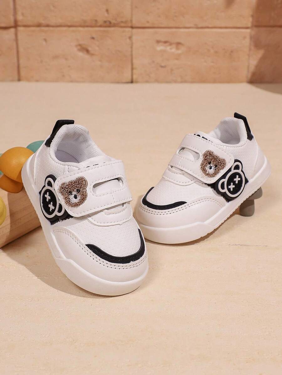 Cute Plush Bear Hook & Loop Baby Walking Shoes, Soft Sole Anti-Slip Closed Toe White Sneakers, Breathable Lightweight Functional Board Shoes For Toddlers, Spring/Autumn, Unisex - Black - View 1