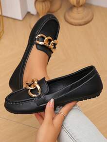 2026 Women's Spring New Black Chain Elegant Slip-On Loafers, Lightweight Comfortable Versatile Soft Sole Flat Shoes - Black - View 3