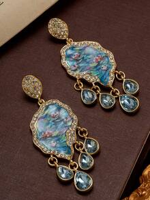 A Pair Of French-Style Water Lily Print Irregular Wavy Full Rhinestone Frame Long Earrings, Perfect For Vacation Parties And Gifting. - Baby Blue - View 4