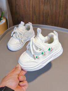 1 Pair White Strawberry Pattern Casual Soft Sole White Sneakers For Girls, PU Leather Versatile Baby Shoes - White - View 1