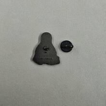 1pc Cute Sitting Cartoon Penguin Enamel Pin, Animal Lapel Badge, Hard Enamel Metal Brooch For Jackets Backpacks Winter Theme Jewelry Gift - Black - View 10