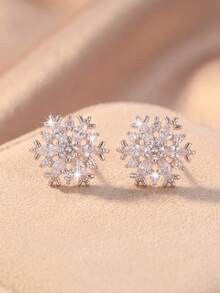1 Pair/Winter Luxury Style Silver-Plated Stud Earrings, Elegant Earrings Fully Set With Marquise And Round Zirconia Snowflake Design, Creative Ear Studs For Women, Christmas, Wedding, Party, Daily Wear - Multicolor - View 5