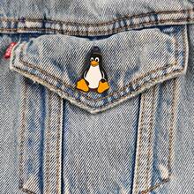 1pc Cute Sitting Cartoon Penguin Enamel Pin, Animal Lapel Badge, Hard Enamel Metal Brooch For Jackets Backpacks Winter Theme Jewelry Gift - Black - View 7